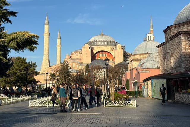 Istanbul's Old City: Iconic Landmarks, Hidden Layers & Hammam