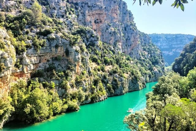 Gorges du Verdon : Lavenders, Canyon Boat Picnic & Villages