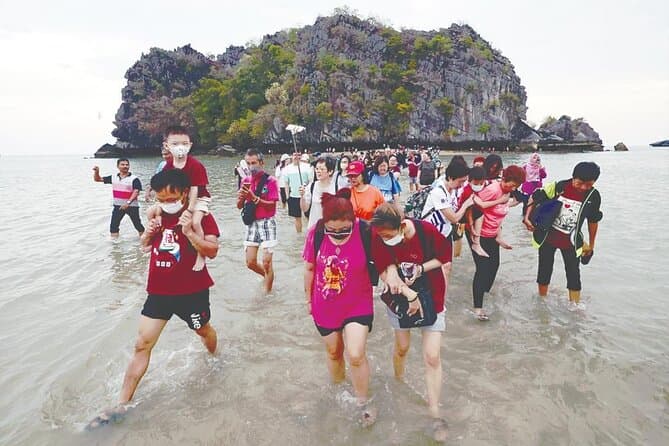 Langkawi Luxury Car Tour