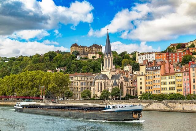 Lyon Walking Tour with Audioguide on Your Smartphone