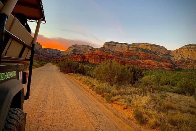 Sedona Rugged Western Canyons 4x4 Tour: Extended Off-Road