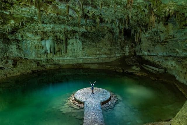 Chichen Itza, Suytun and Ik Kil Cenotes - Taxes & Entry Included
