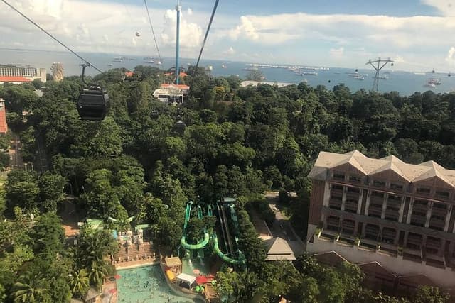 Sentosa Cable car Skyhelix Madame Tussauds Wing of time Transfer