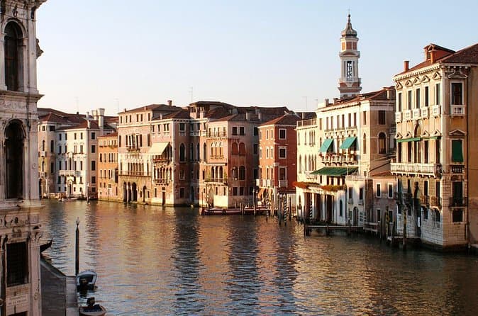 Compare Best Ljubljana to Venice Transfers