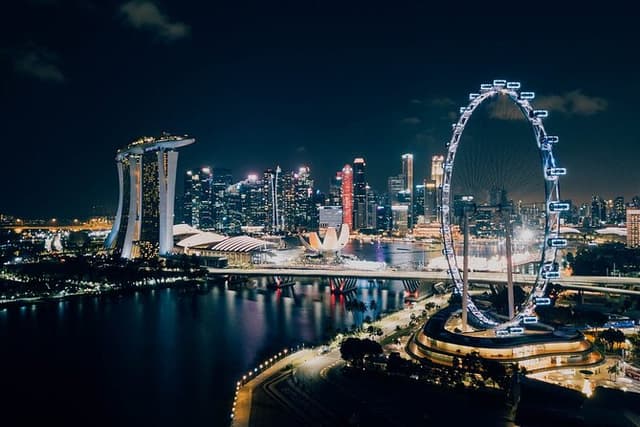 Shine Bright Like a Diamond Singapore Night Tour