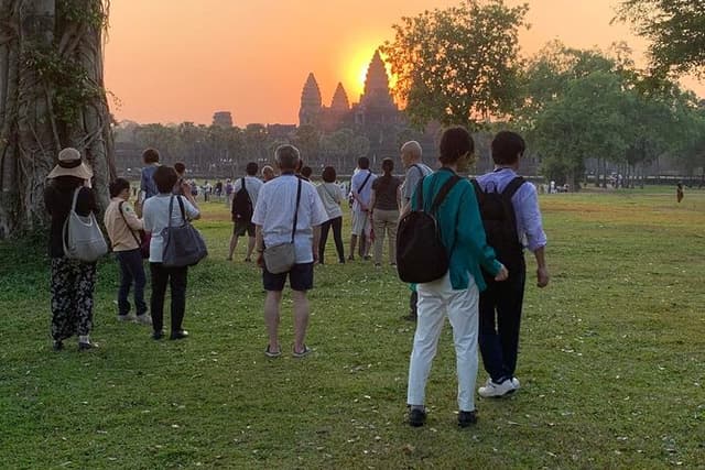 Golden Sunrise at Angkor Wat Private Guided Tour
