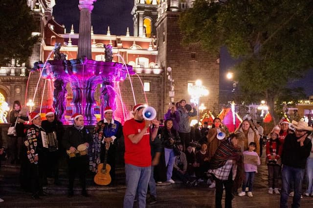 From Puebla : Night Tour + Alley in the city of Puebla