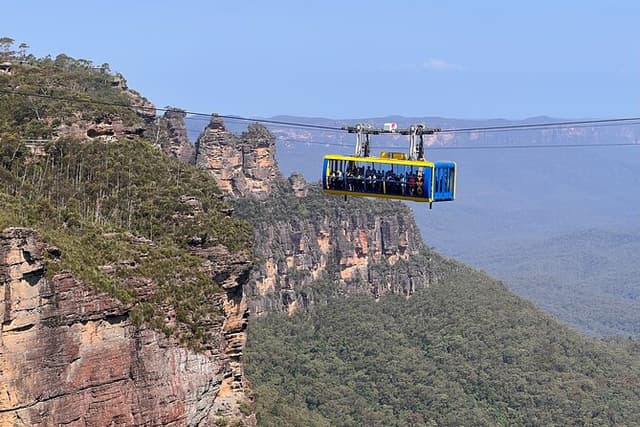 Blue Mountains Private Tour (Featherdale & Scenic World optional)