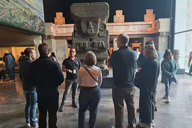 Tour Museum of Anthropology a trip to the past-Small groups
