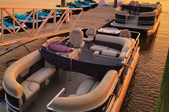 Pontoon Boat Rental Tybee Island