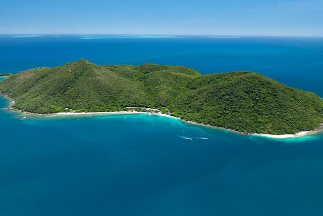 Fitzroy Island Transfers and Tours from Cairns