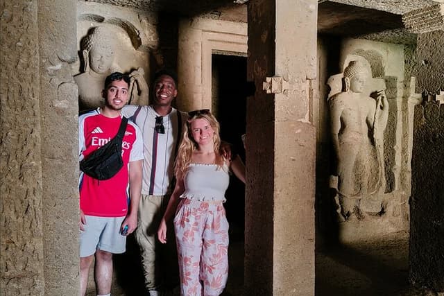 Mumbai Kanheri Caves & Golden Pagoda – A Buddhist Settlement