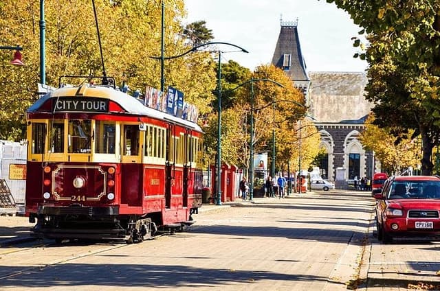 Private Christchurch City Highlight Half Day Tour