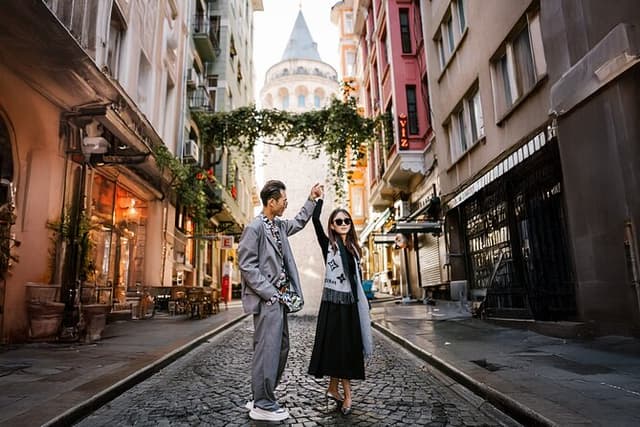 Istanbul Photoshoot tour with Local Photographer