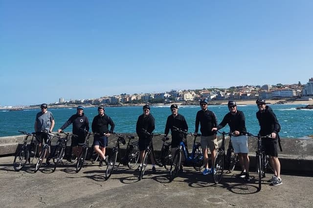 Porto E-Bike and Traditional Market-to-table lunch from Porto