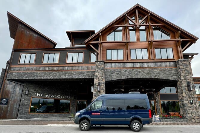 Reliable Private Transfers: Banff to Calgary Airport