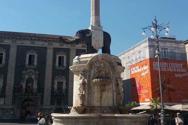 Enchanting Catania History, Myth and Cyclops Riviera Guided Tour