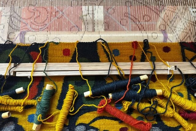 Private tour Mitla, Weavers town, Mezcal and Hierve el Agua