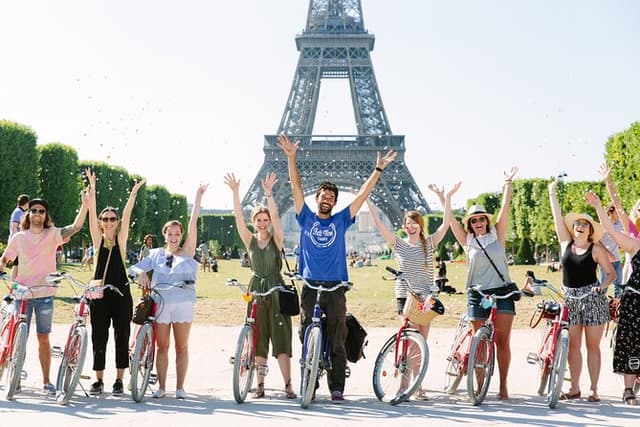 Best of Paris Electric Bike Tour