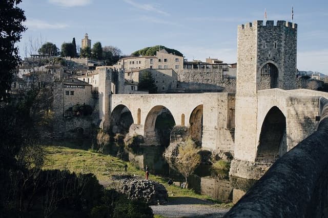 Rupit, Besalú and other medieval towns from Barcelona