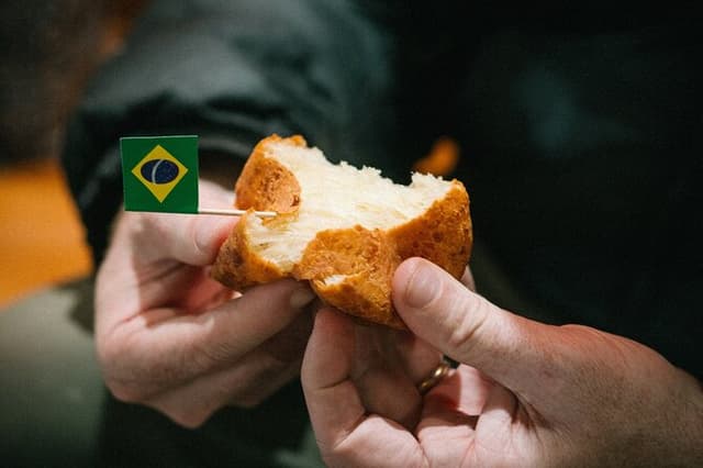 Astoria Cultural Food Tour in Queens, New York with 6+ Tastings