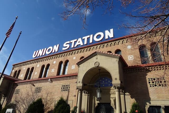 Ogden Utah Scavenger Hunt Walking Tour and Game