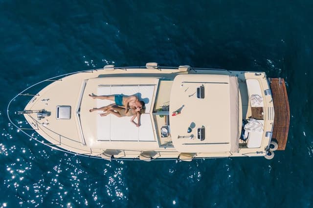 Private Boat Tour along the Amalfi Coast or Capri