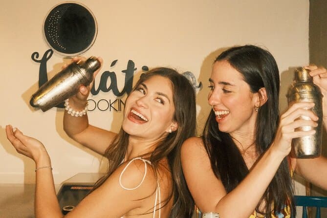 Authentic Cartagena Cocktail Making Experience