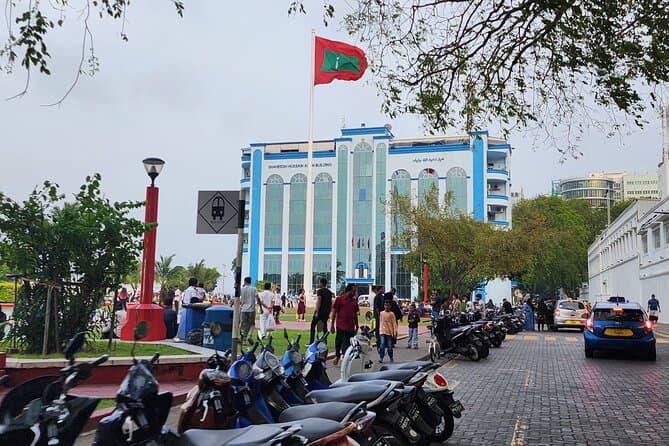 Explore Authentic Malé: Best Male City Tours & Attractions