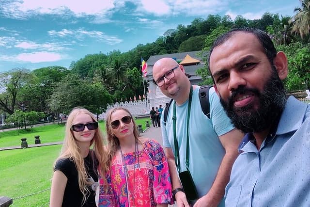 Kandy to Sigiriya & Dambulla Cave Temple private Tour