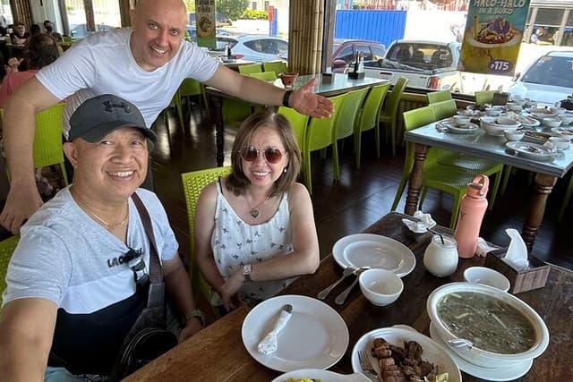 Dumaguete Food Tour in English | Relaxed Local Dining