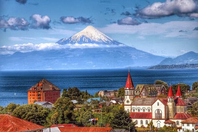 Osorno Volcano and National Park Shore Tour for Cruisers