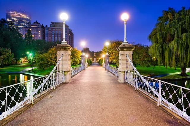 Boston Haunted History Self-Guided Walking Audio Tour