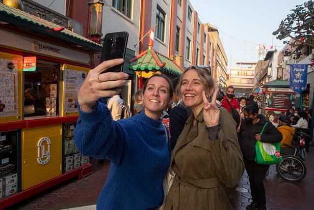 Street Food, Market & Old Eateries Tour in Lima's Historic Center