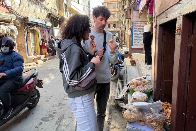 Best Kathmandu Sightseeing: City Highlights Bus Tour