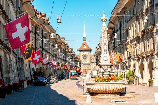 Compare Best Transfers: Interlaken to Lausanne