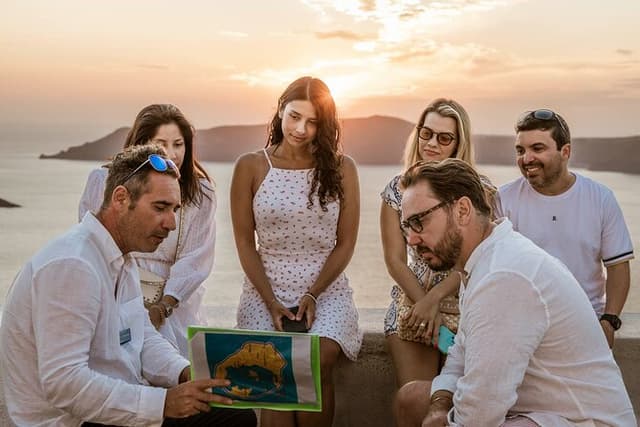 Santorini Private Tour: Top Highlights with Hotel and Port Pickup