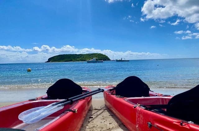 Clear Bottom Kayaking and Snorkel Reef Exploration 