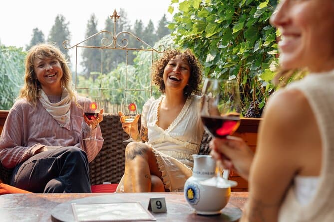 Portland to Willamette Valley Wine Tasting Escape