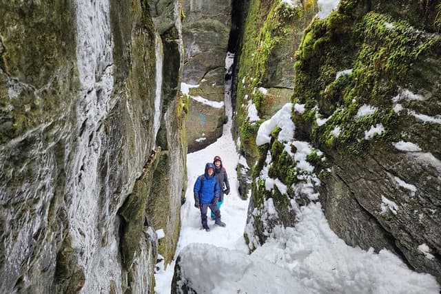 Private Singhampton Caves Snowshoe, Collingwood/Blue Mountain