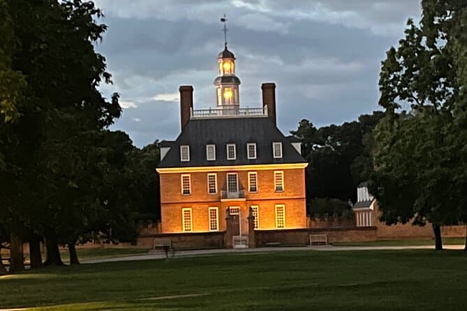 Experience Authentic History: Colonial Williamsburg Tours