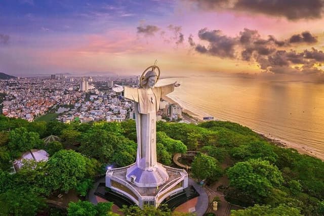 Vung Tau Highlights City Tour from Phu My Port