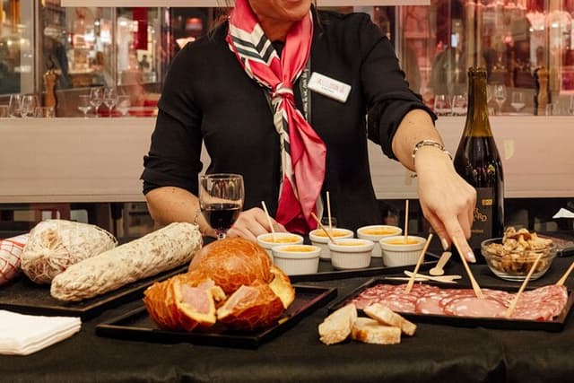Private Gourmet Tour : Halles Paul Bocuse Covered Market