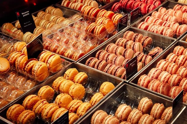 Private Gourmet walking tour of Lyon and Les Halles Paul Bocuse