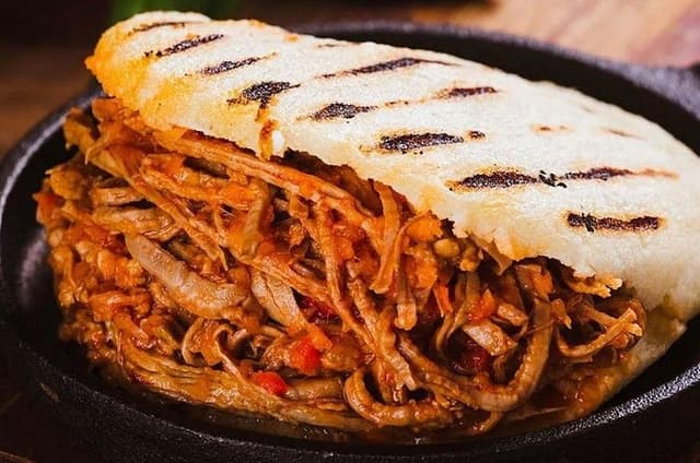 Santa Marta Museo del Oro Walking Tour