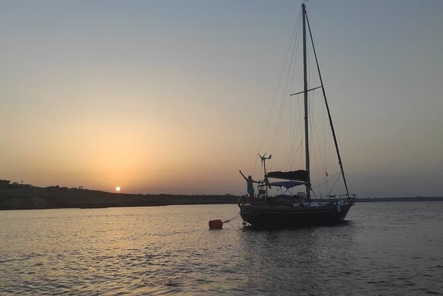 Plemmirio Sailing Tour from Ortigia with Snorkeling