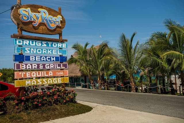 Cozumel: SkyReef Beach Club All-Inclusive Day Pass + Snorkel