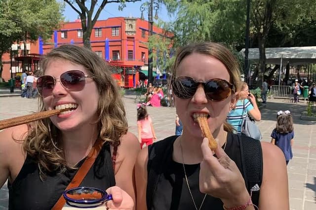 Frida Kahlo VIP-Walk, Market and Churros Museum Tickets Included