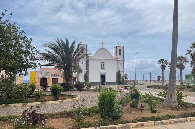 Santo Antão Day Trip by Car – Explore Island Highlights