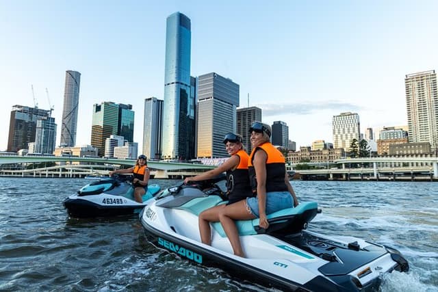 2 Hour Brisbane River Jetski Adventure